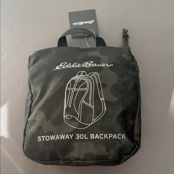 Eddie Bauer Camo Stowaway Packable Lightweight Daypack Backpack - Picture 2 of 2